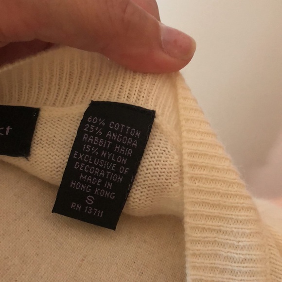 Cropped Sweater, shrug, vintage pin embellishment - Picture 7 of 8